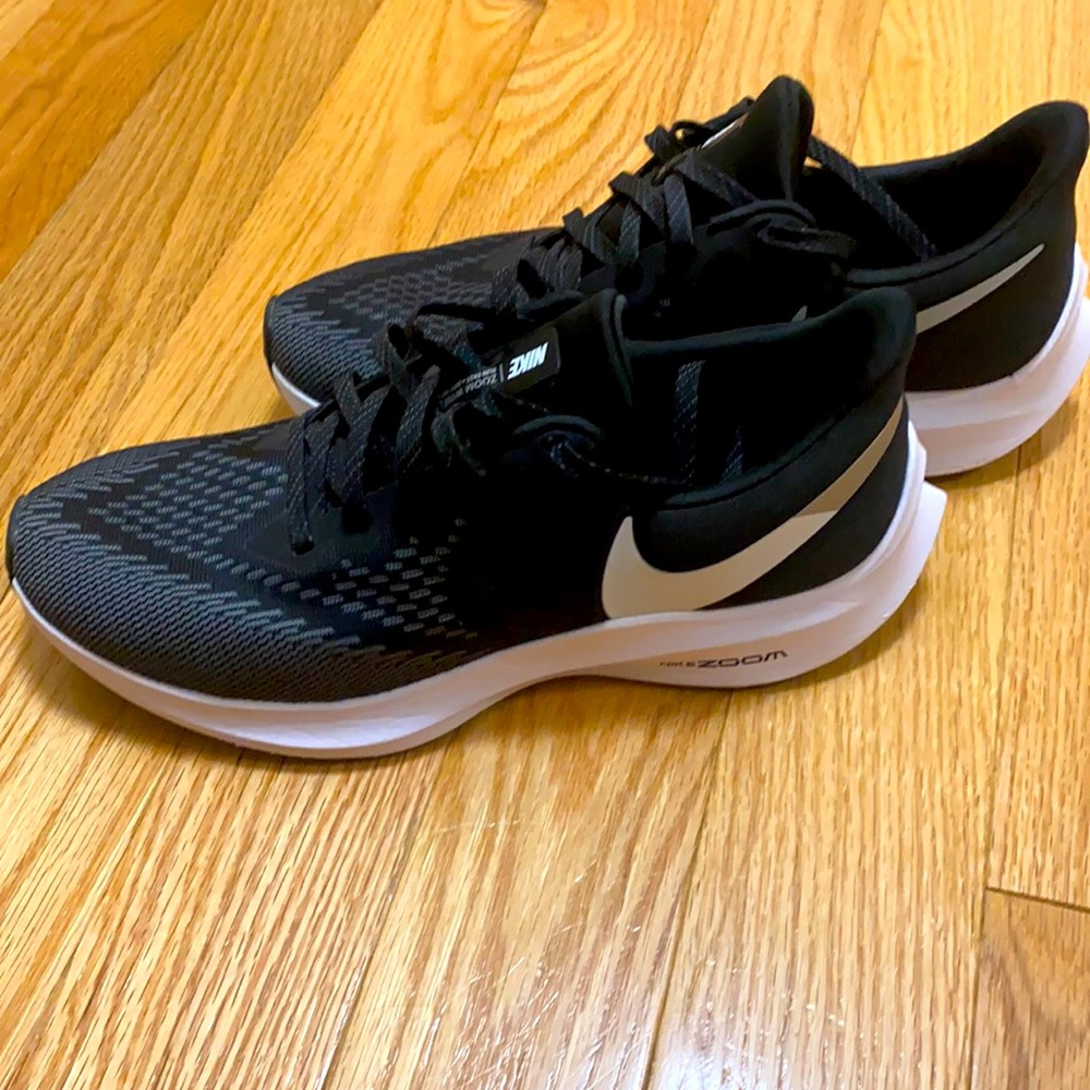 Men’s Nike Sneakers